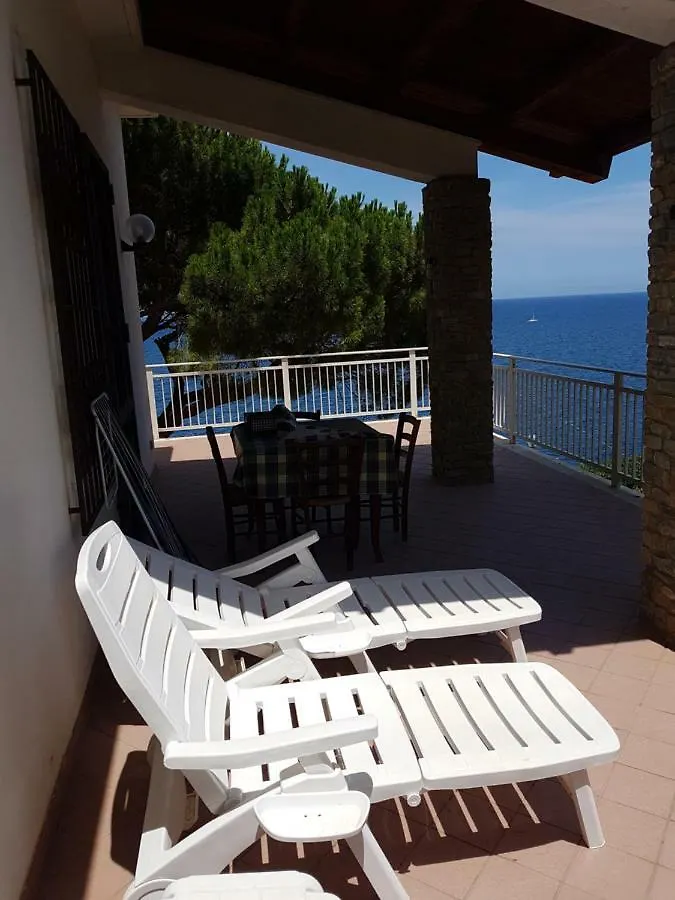 Suite Panoramic Porticello 0*,